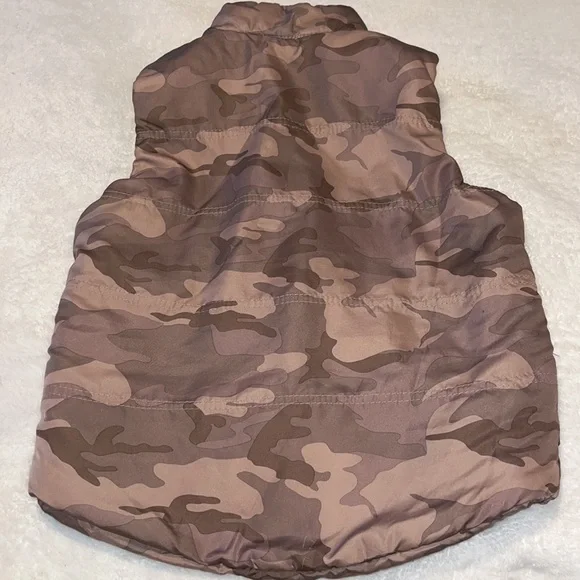 Kids Headquarters Puffer Vest - Size 3T - Picture 4 of 7